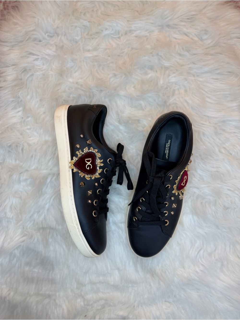 DOLCE & GABBANA HEART STUDDED LEATHER SNEAKERS